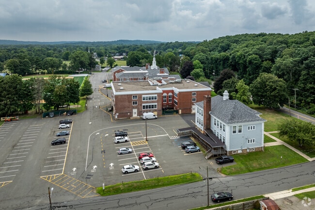 Bookish kids love the learning environLincoln Roosevelt Elementary School, Roxbury Township, NJ.