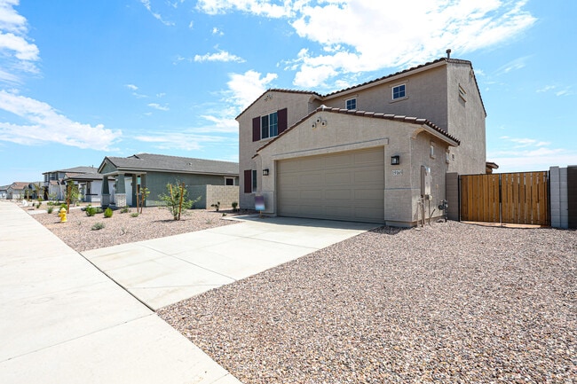 19165 N Los Gabrieles Way, Maricopa, AZ 85138 - photo 5