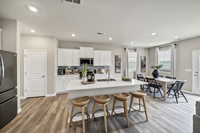 Taylor Hill Anderson Kitchen 1of6