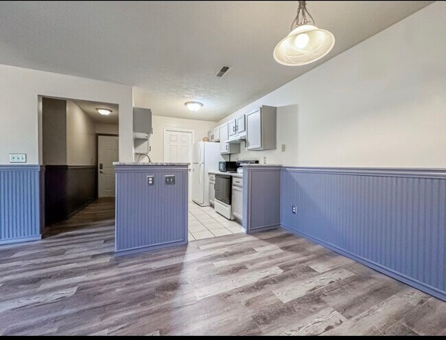 648 Friars Ln unit 2, Florence, KY 41042 - photo 5