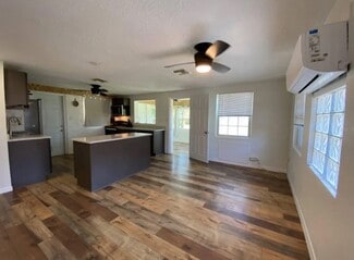 3826 Rilma Ave, Sarasota, FL 34234