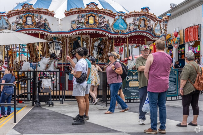 The Belmont Park is a major attraction near Bay Ho.