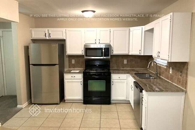 1304 Baywood Glen, Lithonia, GA 30058 - photo 5