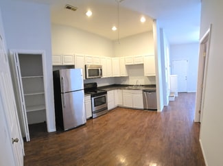 3740 S Gallatin St Unit 2, Marion, IN 46953