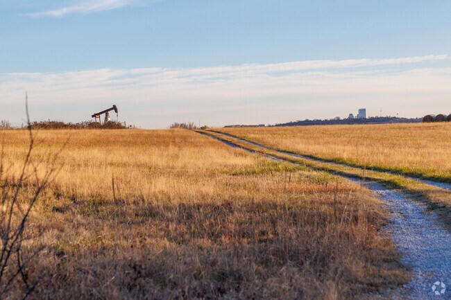 North Ridge is within minutes of Downtown Tulsa.