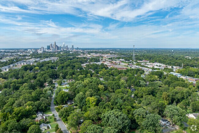 Located just North of Uptown Charlotte lies the Tryon Hills neighborhood.