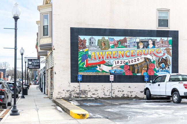 The population of Lawrenceburg is 11,624.
