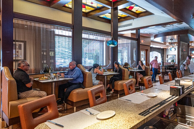 Enjoy a meal at Fanatico Italian Bistro & Bar in Jericho.