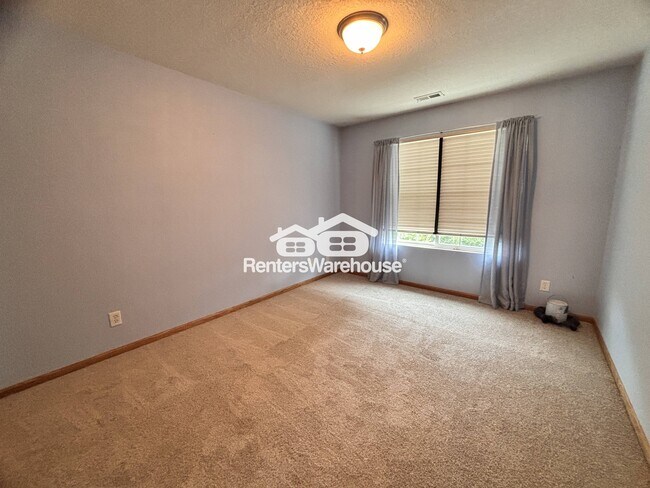 1400 S 52nd St, West Des Moines, IA 50265 - photo 5