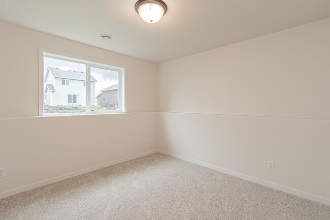 6831 Joseph St, Horace, ND 58047-24.jpg