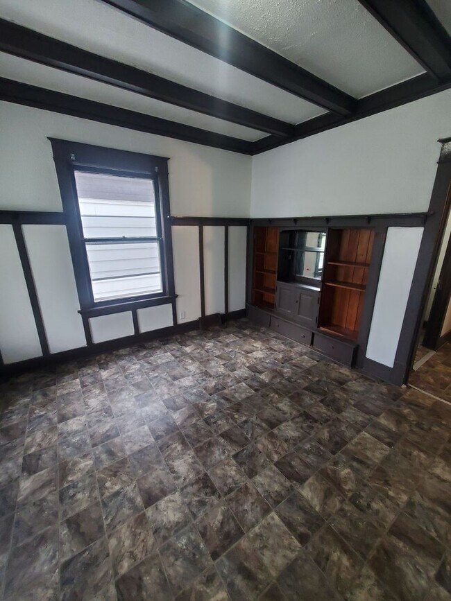 3149 N 25th St Unit 3149 (Lower), Milwaukee, WI 53206