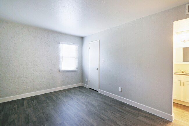 Allora Phoenix Apartments, Phoenix, AZ 85021 - photo 7