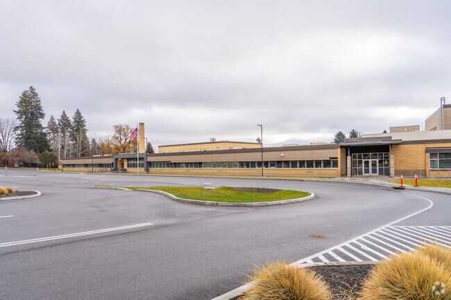 Pasadena Park Elementary features a student drop off loop in front of the school.