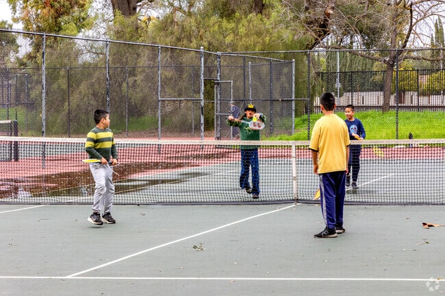 Edenvale Gardens Regional Park offers playing courts for tennis in Edenvale.