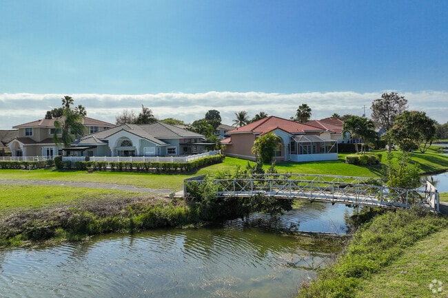 Several canals and lakes make the environment more attractive in Margate.