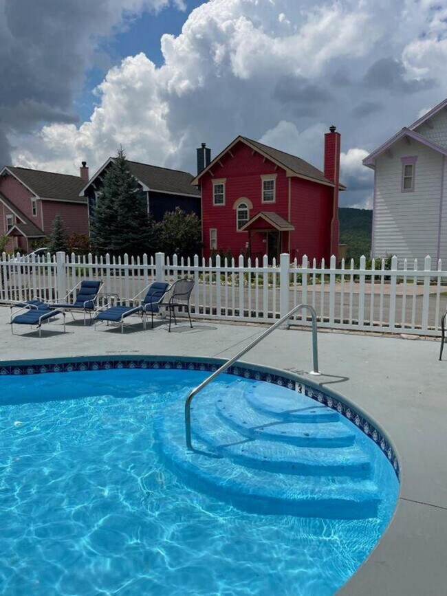 1386 Ski View Dr unit ID1266888P, Gatlinburg, TN 37738 - photo 5