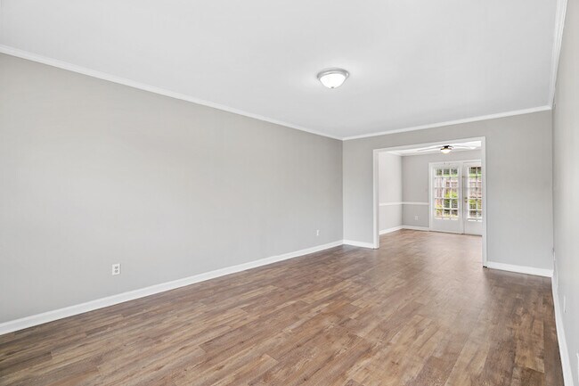 4827 Tower Rd, Greensboro, NC 27410 - photo 6