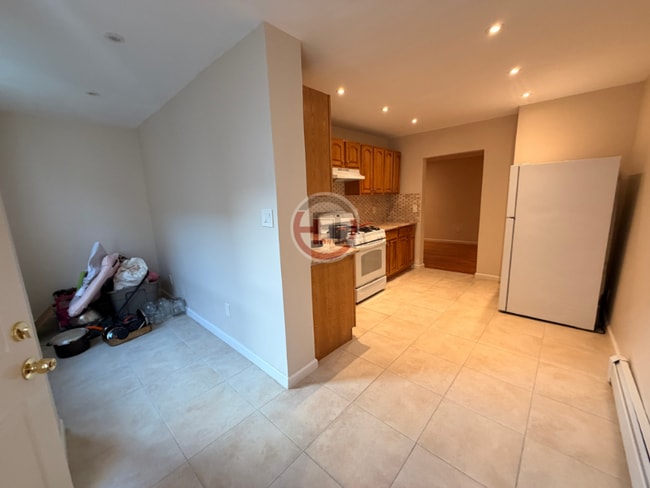 2320A Powell Ave, the Bronx, NY 10462 - photo 2