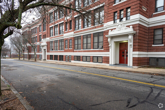Esek Middle School: Nurturing young minds in Providence.