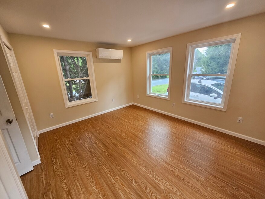 173 Pearl St unit A, Essex Junction, VT 05452 - photo 1