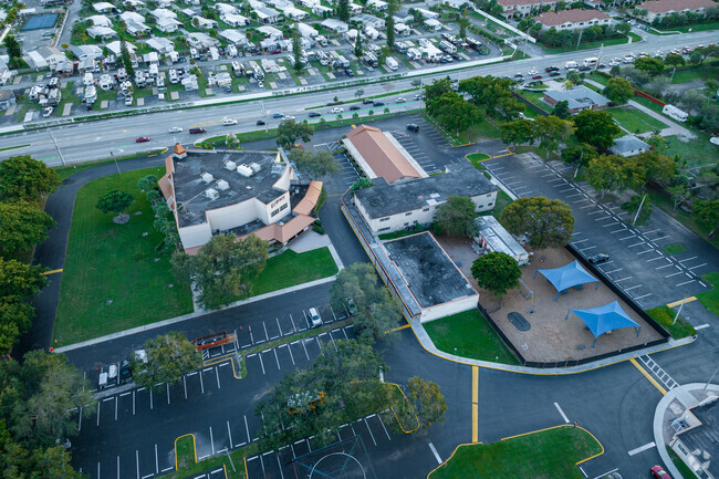 Aerial context of The Highlands Christian Academy.