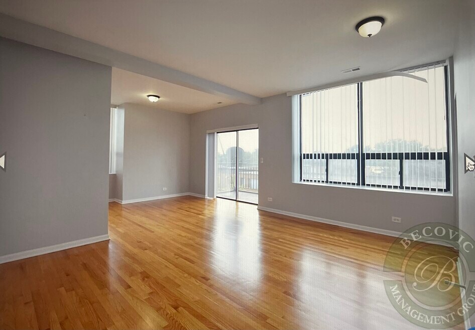 2505 W Howard St unit 601, Chicago, IL 60645 - photo 1