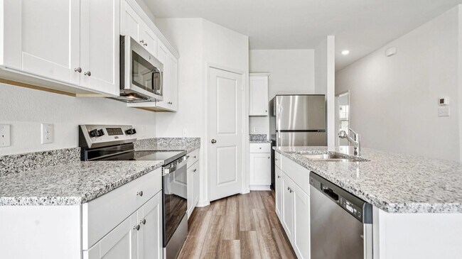 109 Buttercup Rd unit 38492493, Taylor, TX 76574 - photo 5