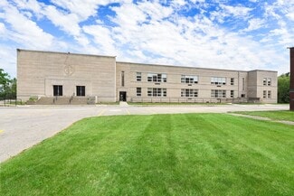 300 Benedict Dr, Pittsburgh, PA 15229