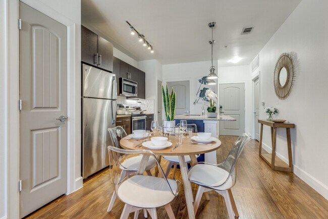 1221 Legacy Dr unit ID1363562P, Frisco, TX 75034 - photo 7