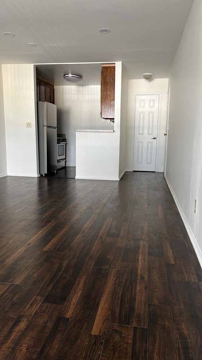 4184 Arch Dr unit 102, Los Angeles, CA 91604 - photo 6