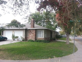 621 E Yorkshire Dr, Stockton, CA 95207