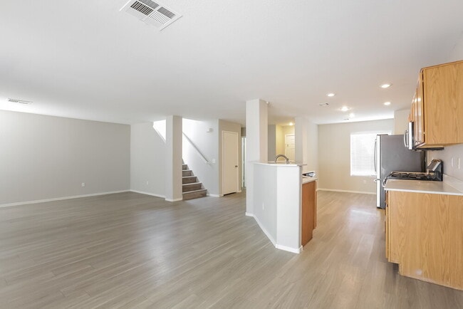 996 Pleasant Run Ct, Henderson, NV 89011 - photo 6