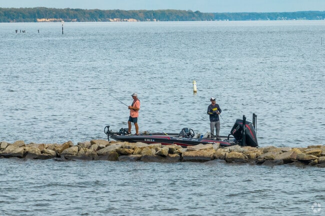 River Oaks residents can spend the day fishing and boating at Leesylvania State Park.