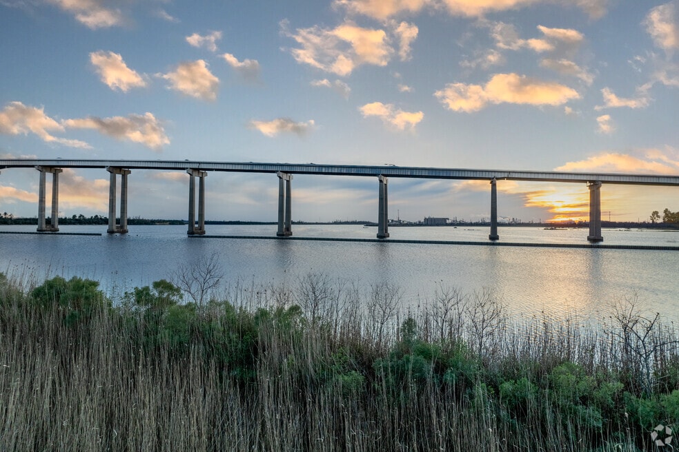 Sulphur_1004365_CN_082725