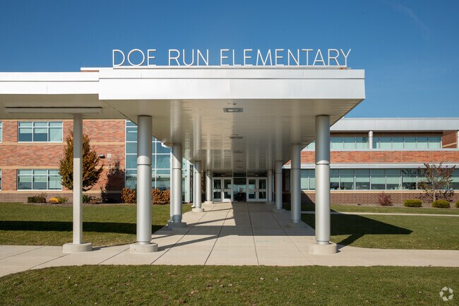 Doe Run Elementary School provides education for younger students in Manhiem.