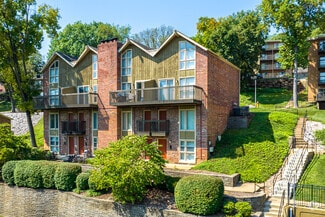 1157 Timberbrook Dr, Saint Louis, MO 63122