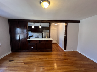 43 Branch Brook Place Unit 2F, Newark, NJ 07104