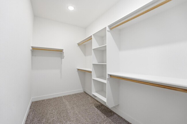 20664 Barker St, Spring Hill, KS 66083 - photo 6