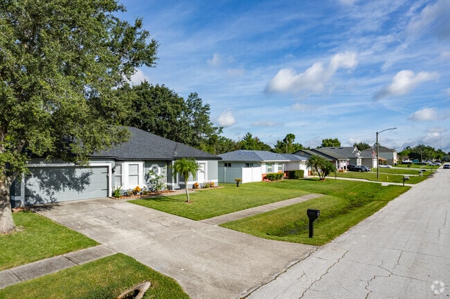 A row of ranch-style homes in Deltona.