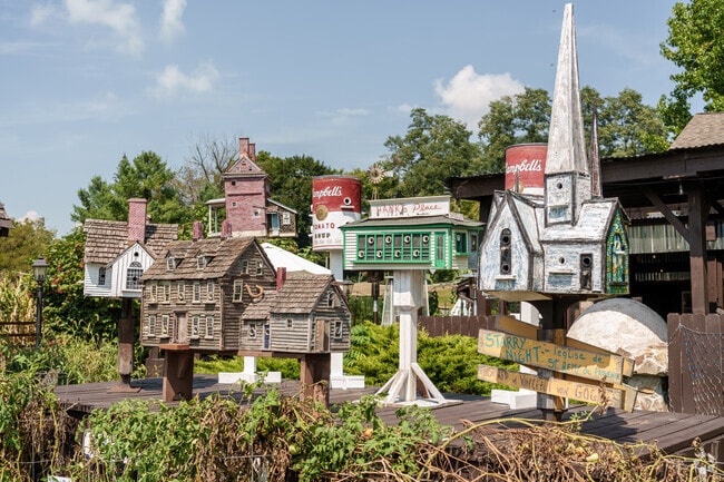 A sculptural rendition of some of Chadds Ford's attraction is the basis of this public art.