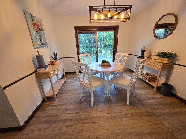 1632 S Sycamore Ct, Bloomington, IN 47401 - photo 7