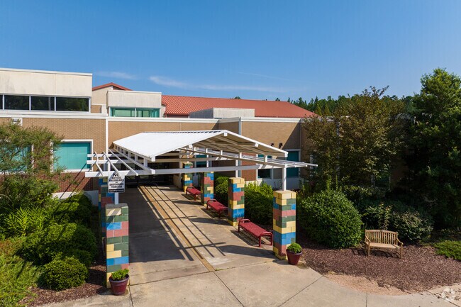 Reedy Creek Middle School offers an exclusive Digital Sciences magnet program.