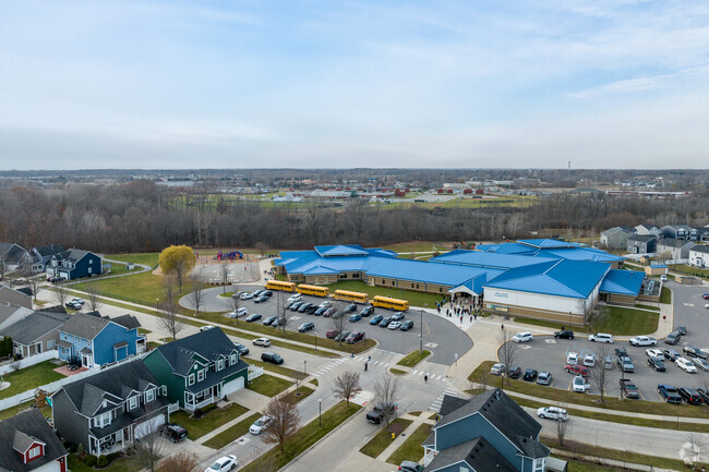 New Haven Elementary School is centrally located, making pick up and drop off easy.