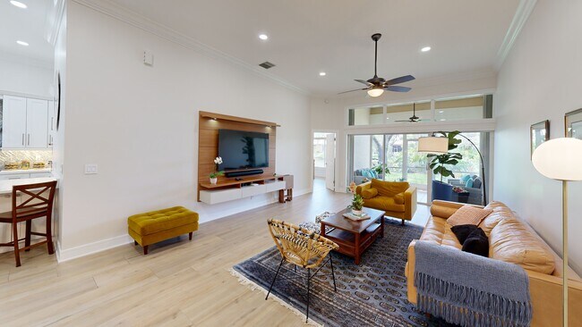 5345 Monterey Cir unit D, Delray Beach, FL 33484 - photo 2