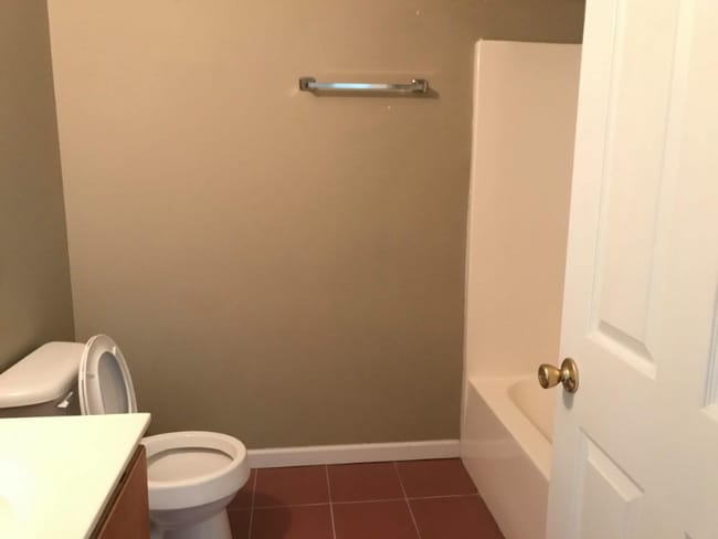 108 Creekside Dr, Franklin, KY 42134 - photo 4