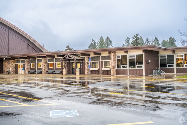 Libby Middle High School serves 180 students from grades 7 to 8.