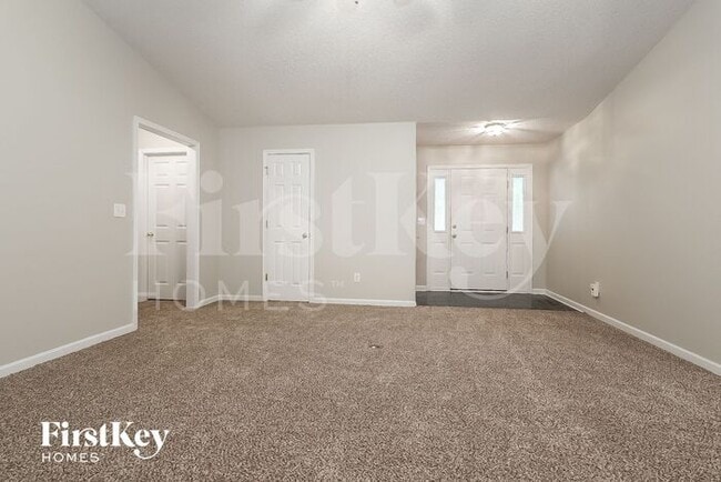 4355 Oak Creek Dr, Gainesville, GA 30506 - photo 3