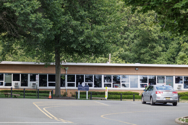 Eastern Christian Elementary School receives a grade of A from Niche.