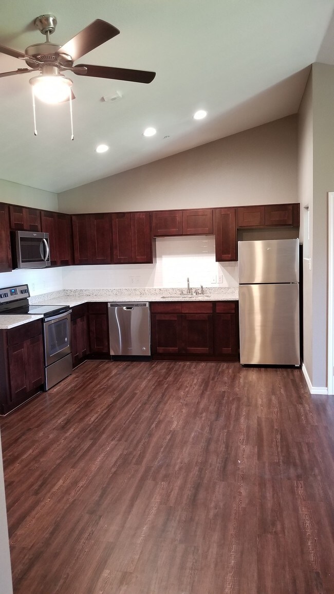 3301 N Fm 1417, Sherman, TX 75092