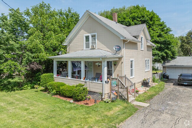 Homes in South End feature decent-sized lots next to parks and greenspace.